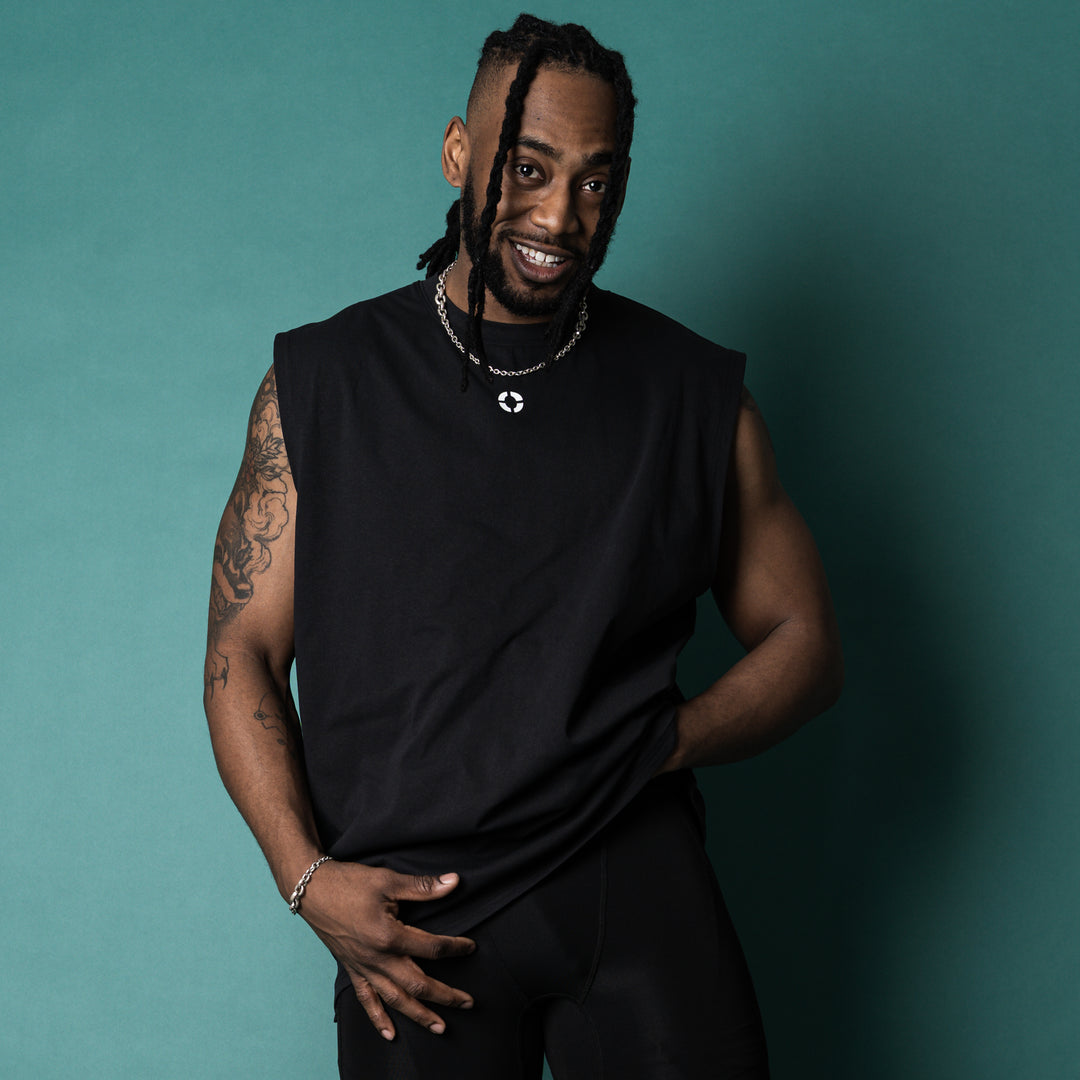 【3/13(金)発売】QUAD LOGO META EASY SLEEVELESS SHIRT