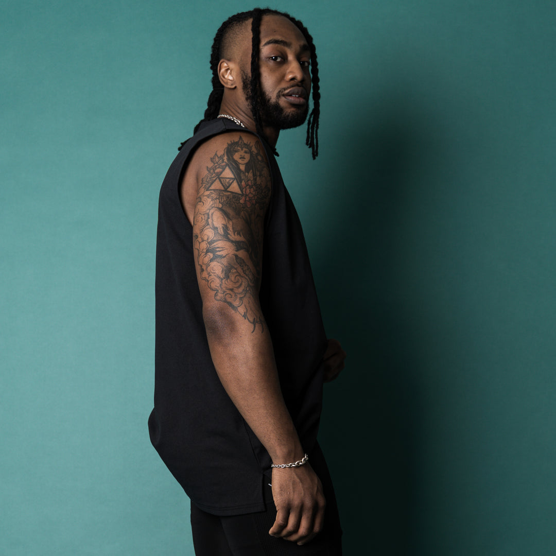 【3/13(金)発売】QUAD LOGO META EASY SLEEVELESS SHIRT