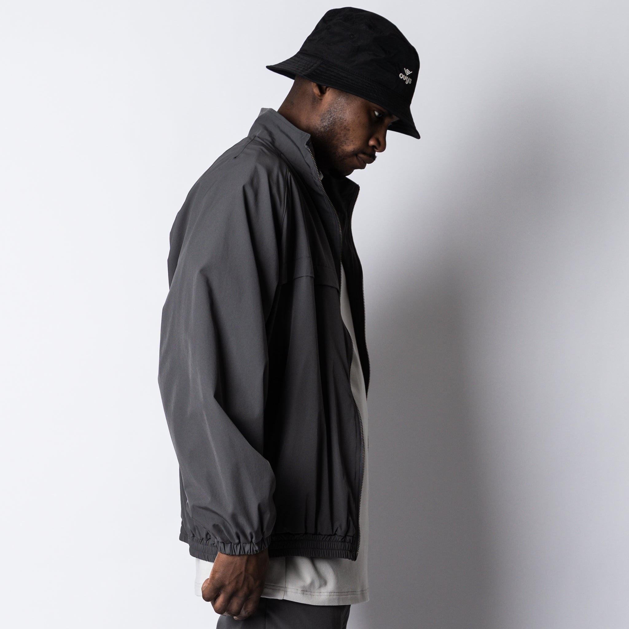 WORKOUT NYLON BLOUSON – ovys(オーヴィーズ)