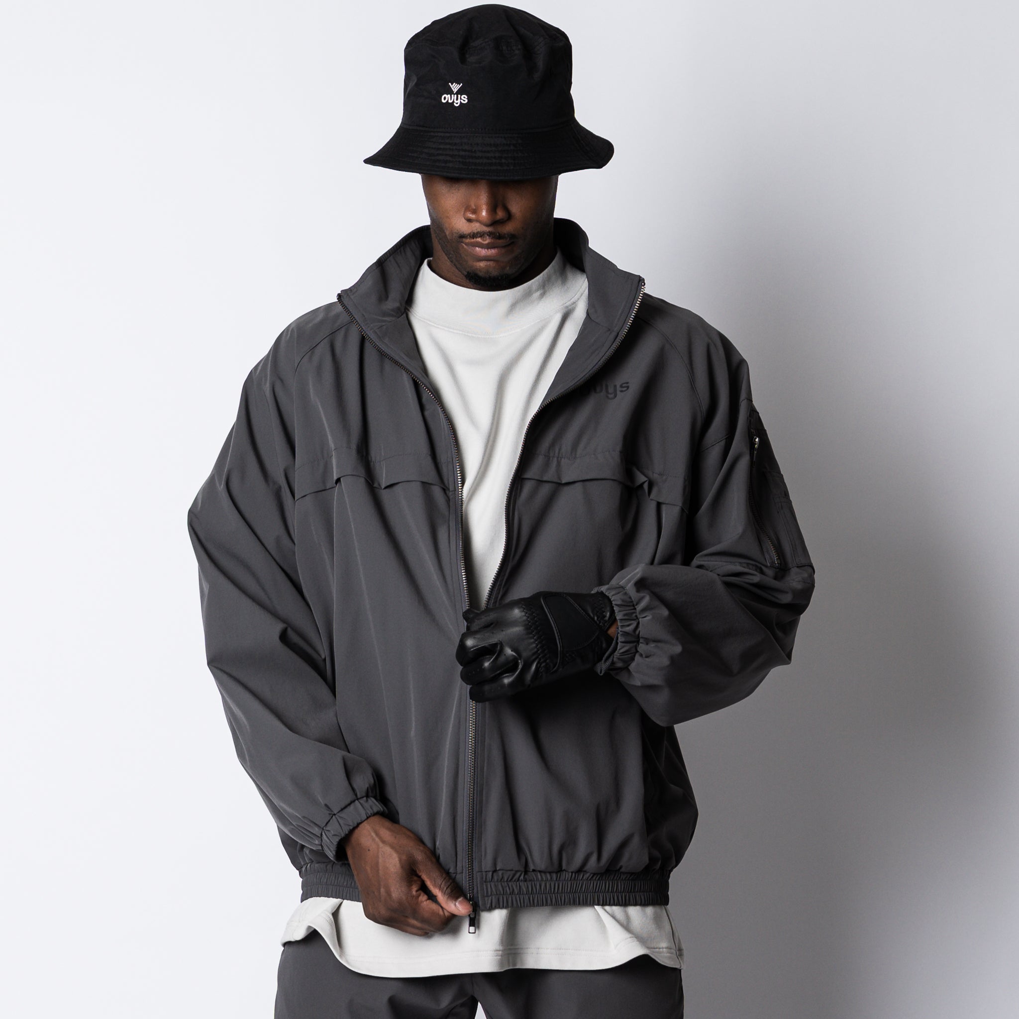 WORKOUT NYLON BLOUSON – ovys(オーヴィーズ)