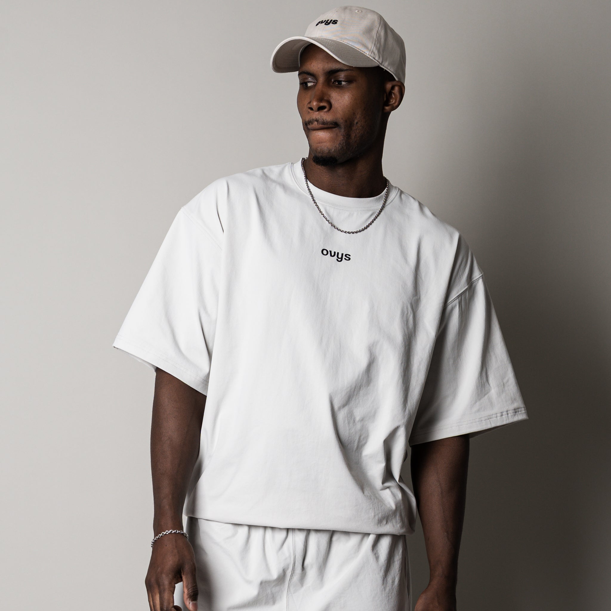 MINI LOGO META DRY OVERSIZED TUCK IN SS TEE – ovys(オーヴィーズ)