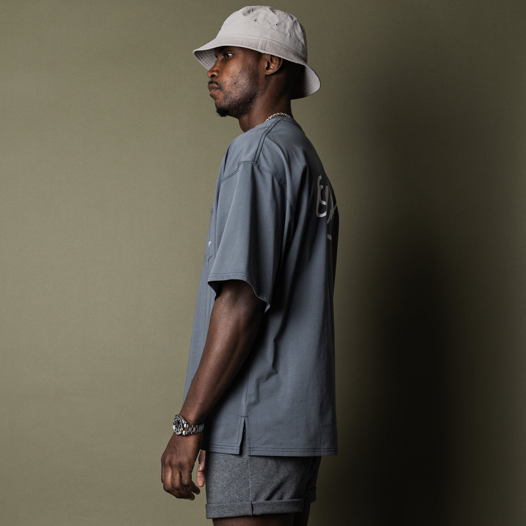 【3/20(金)発売】SSJ SCRIPT OVERSIZED PKT SS TEE