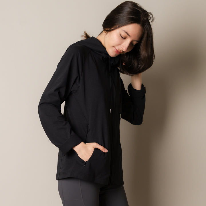 【3/15(日)発売】WMNS META ZIP UP HOODIE