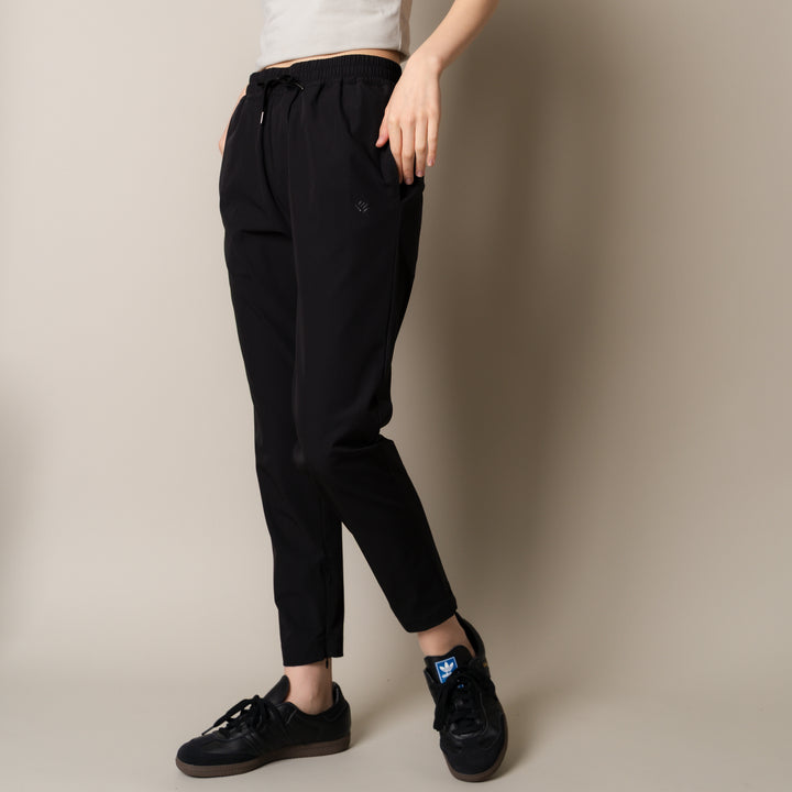 【3/1(日)発売】WMNS NYLON JOGGER PANTS