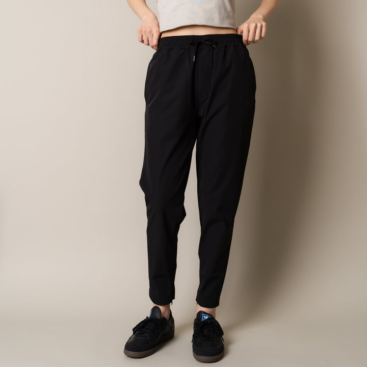 【3/1(日)発売】WMNS NYLON JOGGER PANTS