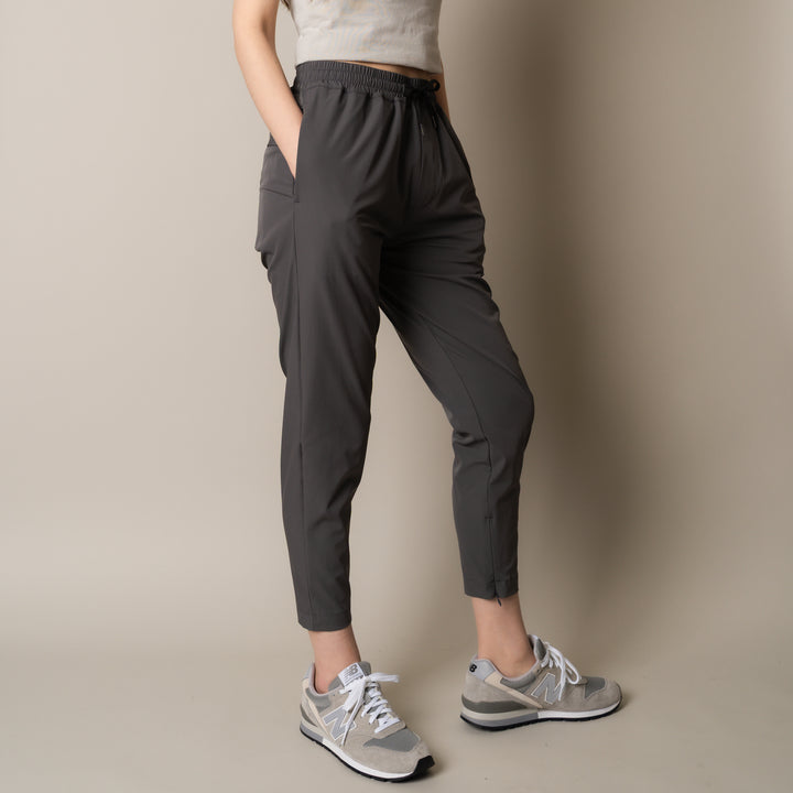 【3/1(日)発売】WMNS NYLON JOGGER PANTS