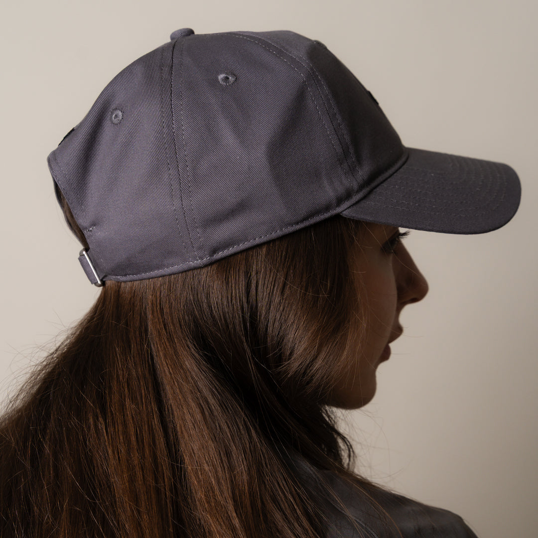 【2/27(金)発売】BASIC LOGO EMB CAP