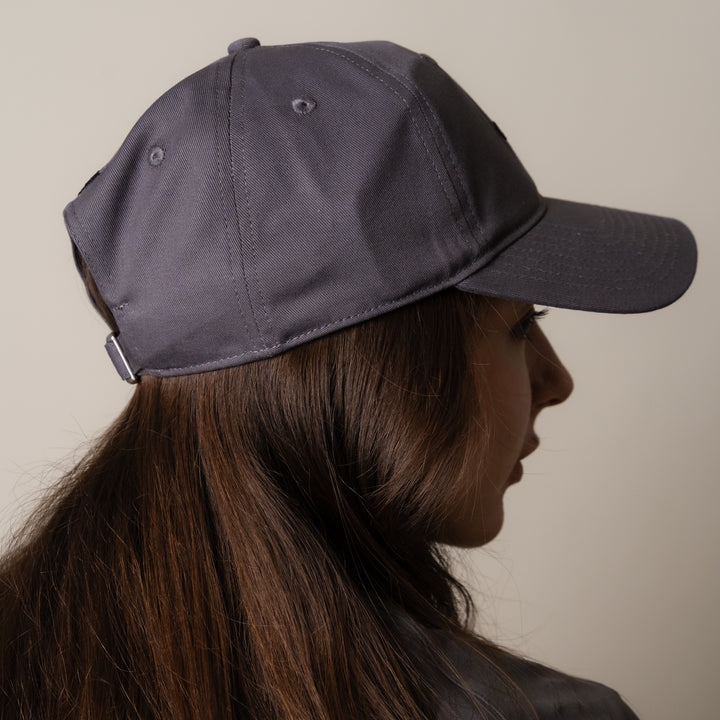 【2/27(金)発売】BASIC LOGO EMB CAP