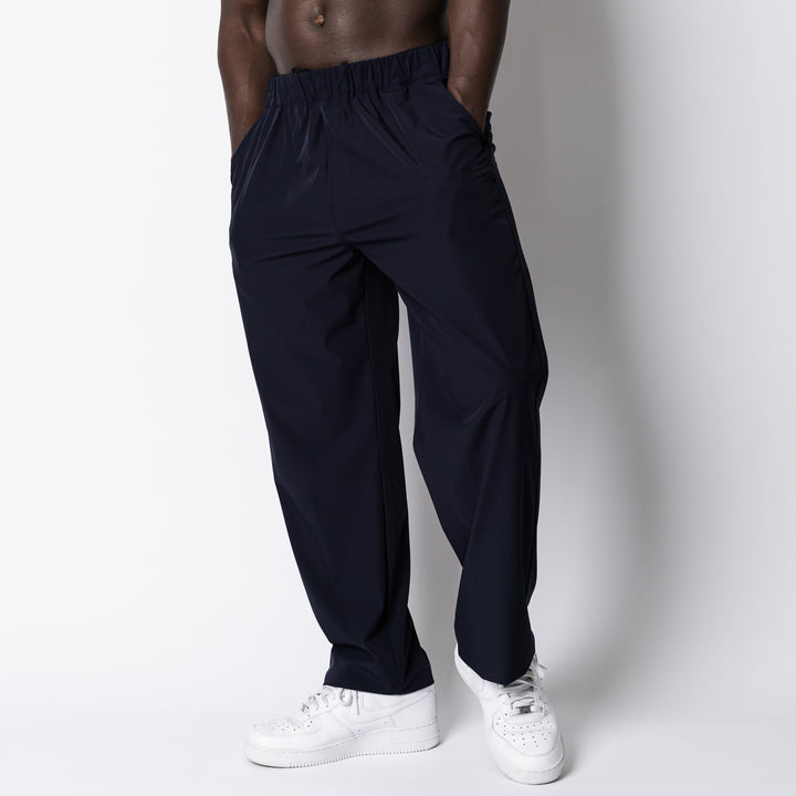 【10/2(金) 発売】WORKOUT NYLON STRAIGHT PANTS