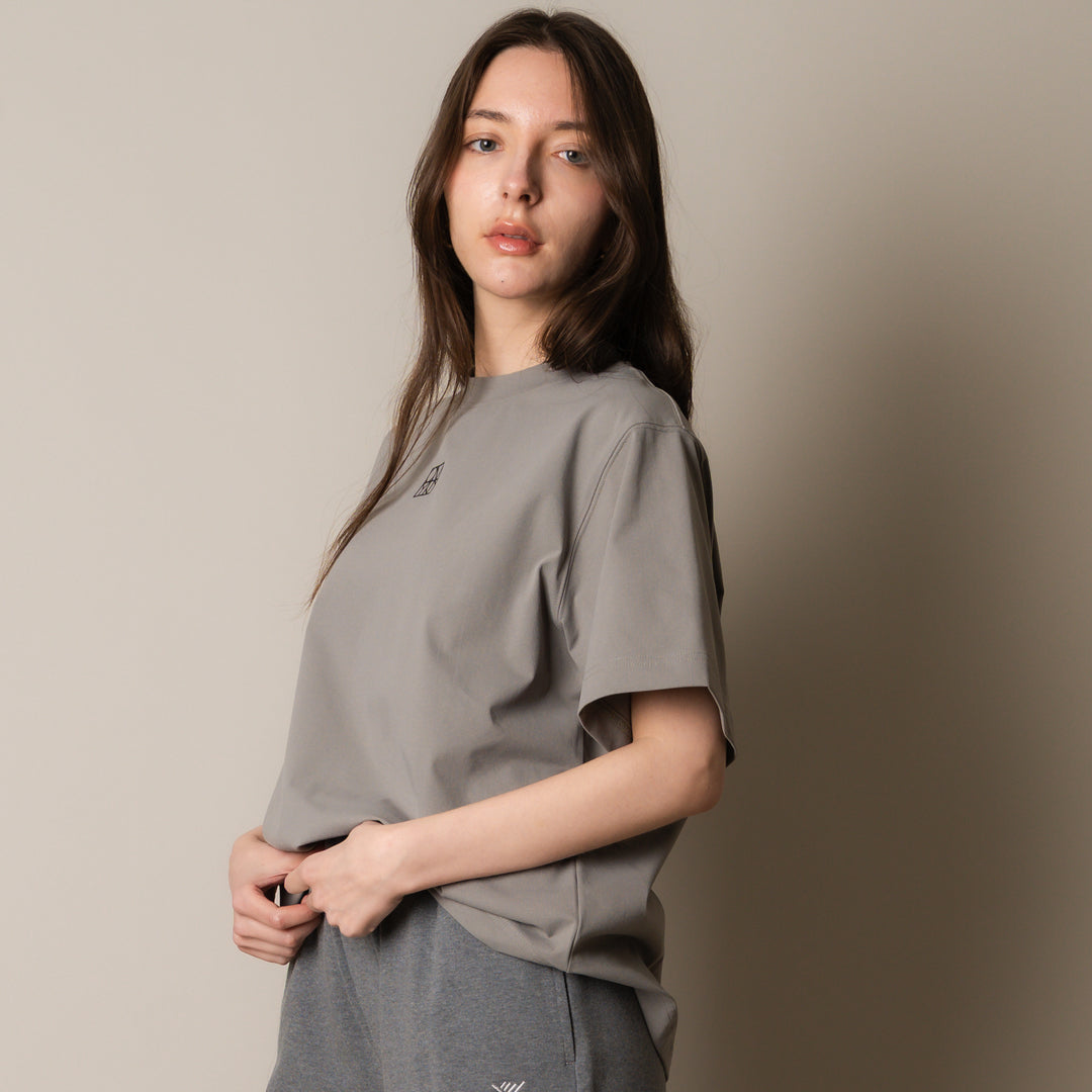 WMNS META DRY ROUND HEM HS TEE