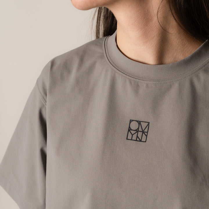WMNS META DRY ROUND HEM HS TEE