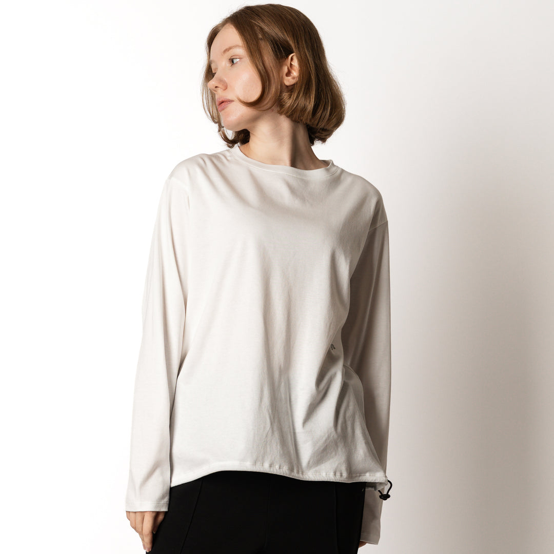 【10/25(日) 発売】WMNS SMOOTH HEM ADJUSTABLE LS TEE