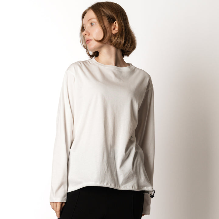 【10/25(日) 発売】WMNS SMOOTH HEM ADJUSTABLE LS TEE