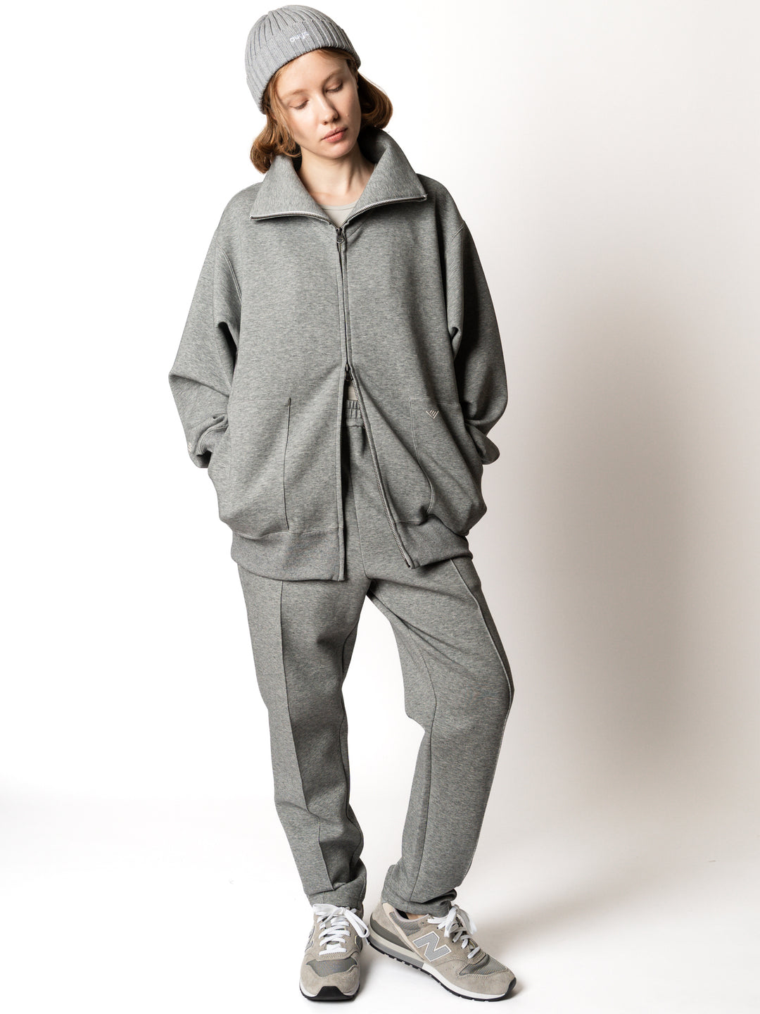 【11/1(日)発売】WMNS HIGH NECK AIR ZIP-UP