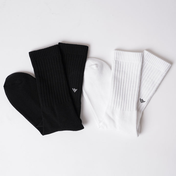 HAND SIGN MIDDLE SOCKS