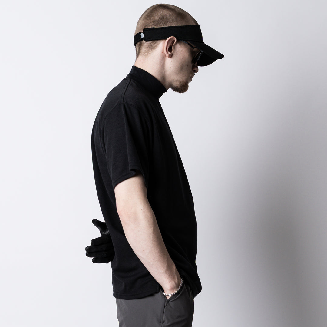 HAND SIGN LOGO HIGH NECK BACK MESH SS TEE