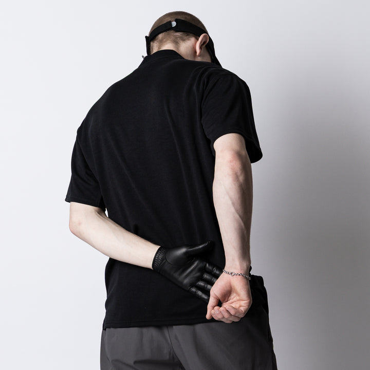 HAND SIGN LOGO HIGH NECK BACK MESH SS TEE