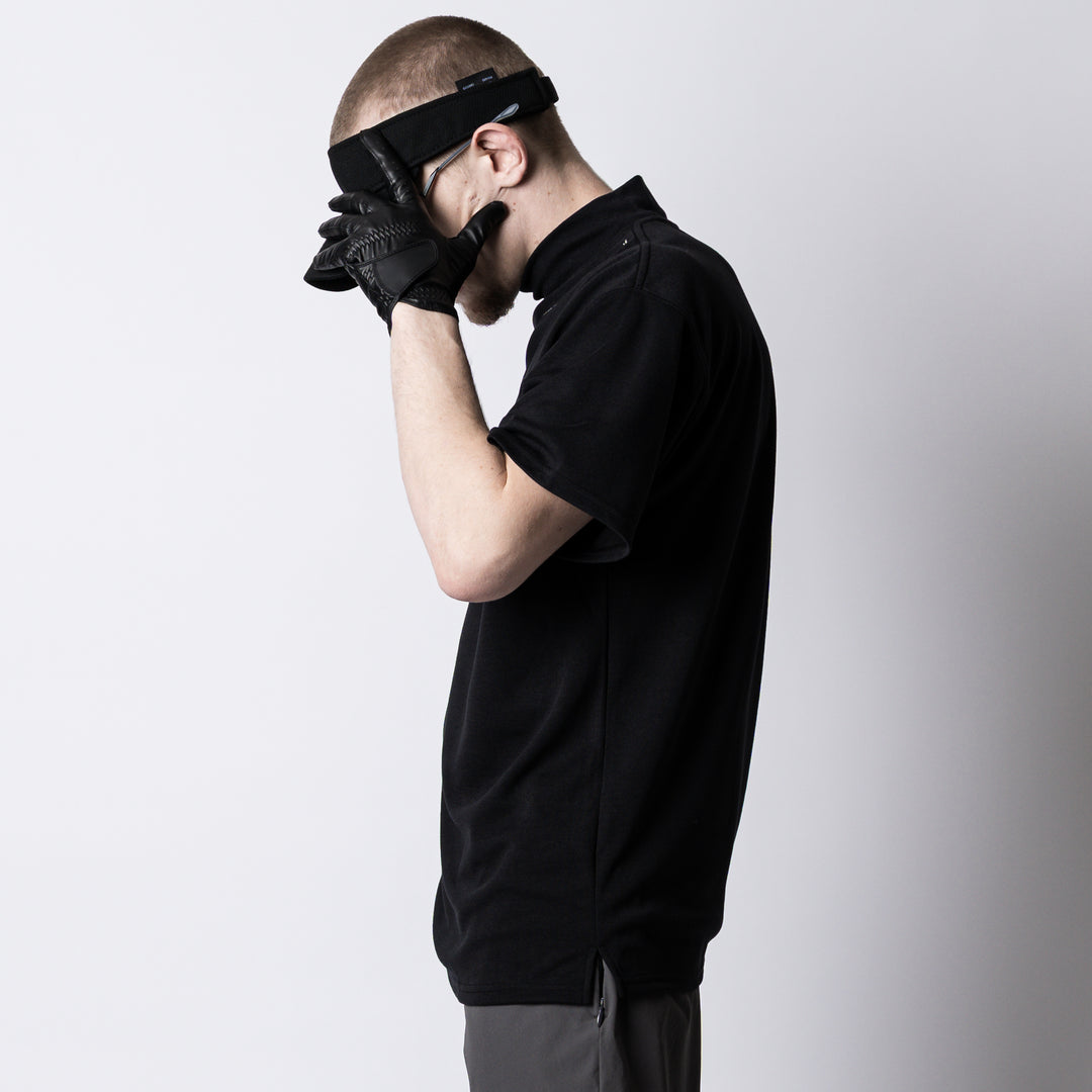 HAND SIGN LOGO HIGH NECK BACK MESH SS TEE