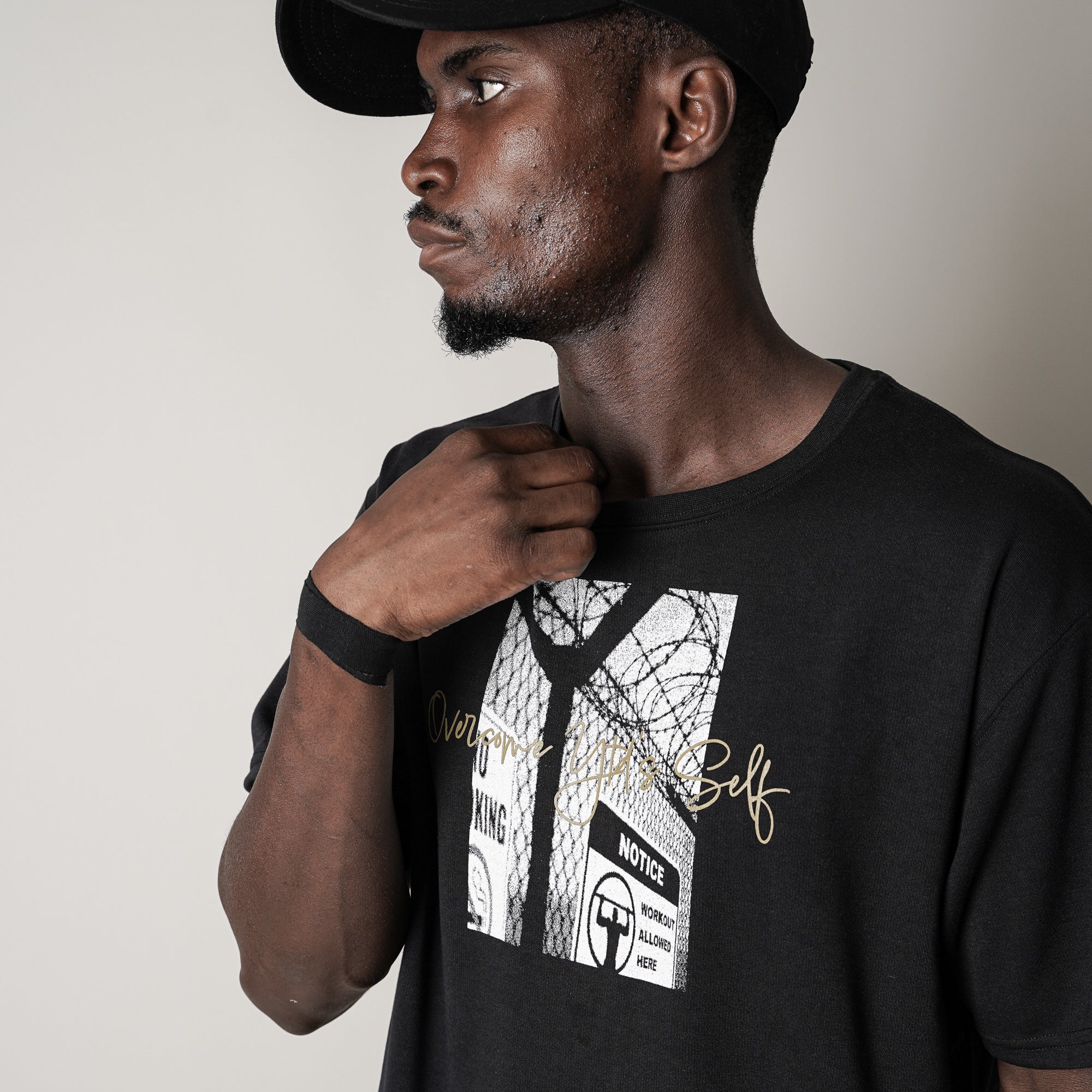 メンズ【ovys公式】ノーティスバックメッシュTシャツ／NOTICE BACK