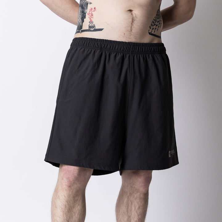 【4/3(金)発売】LINEAR META DRY COMFORT SHORT PANTS