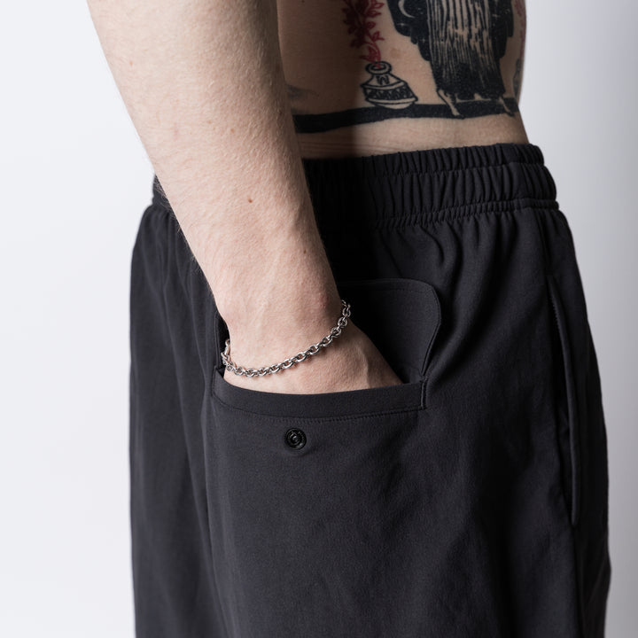 【4/3(金)発売】LINEAR META DRY COMFORT SHORT PANTS