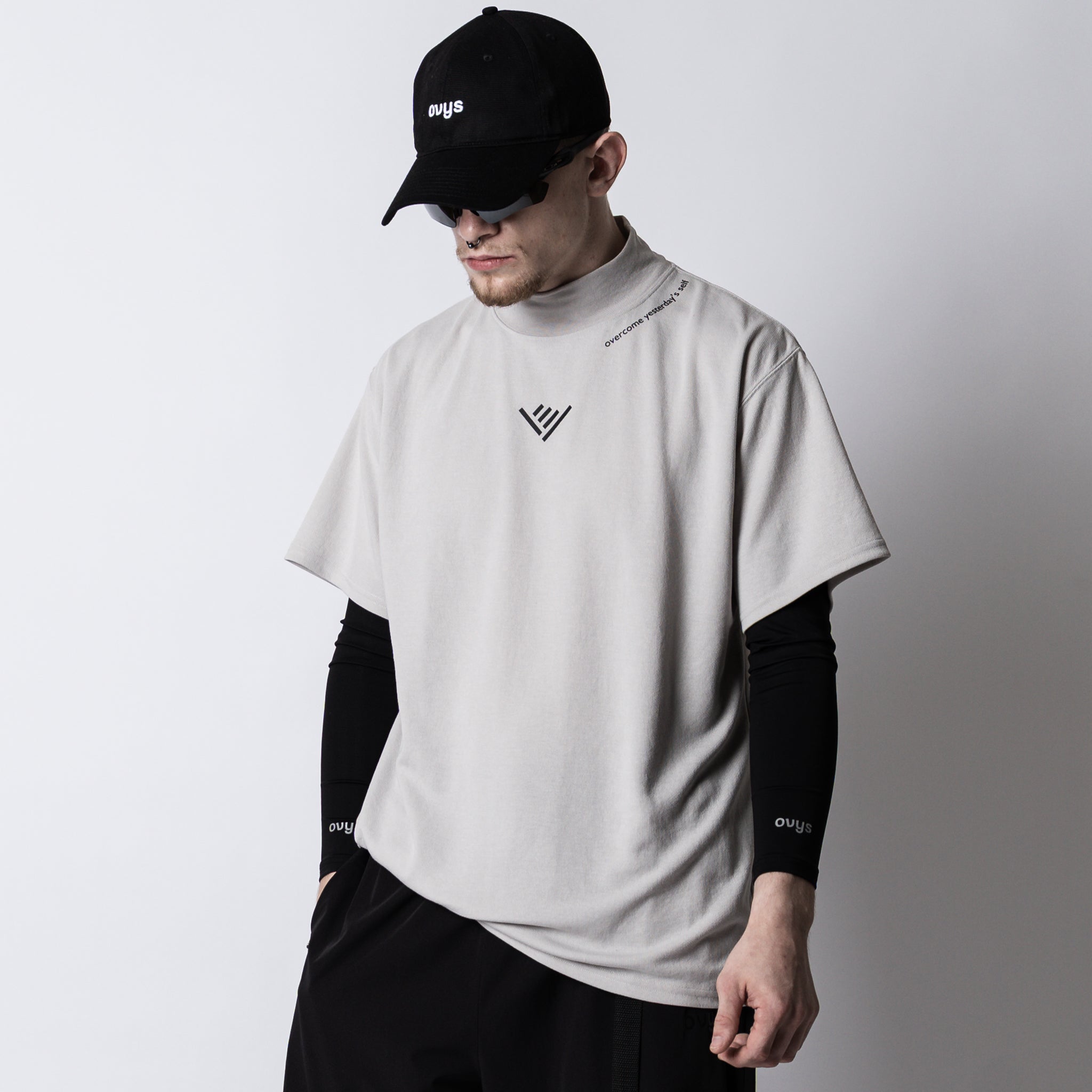 メンズ【ovys公式】モックネックバックメッシュTシャツ／MOCK NECK