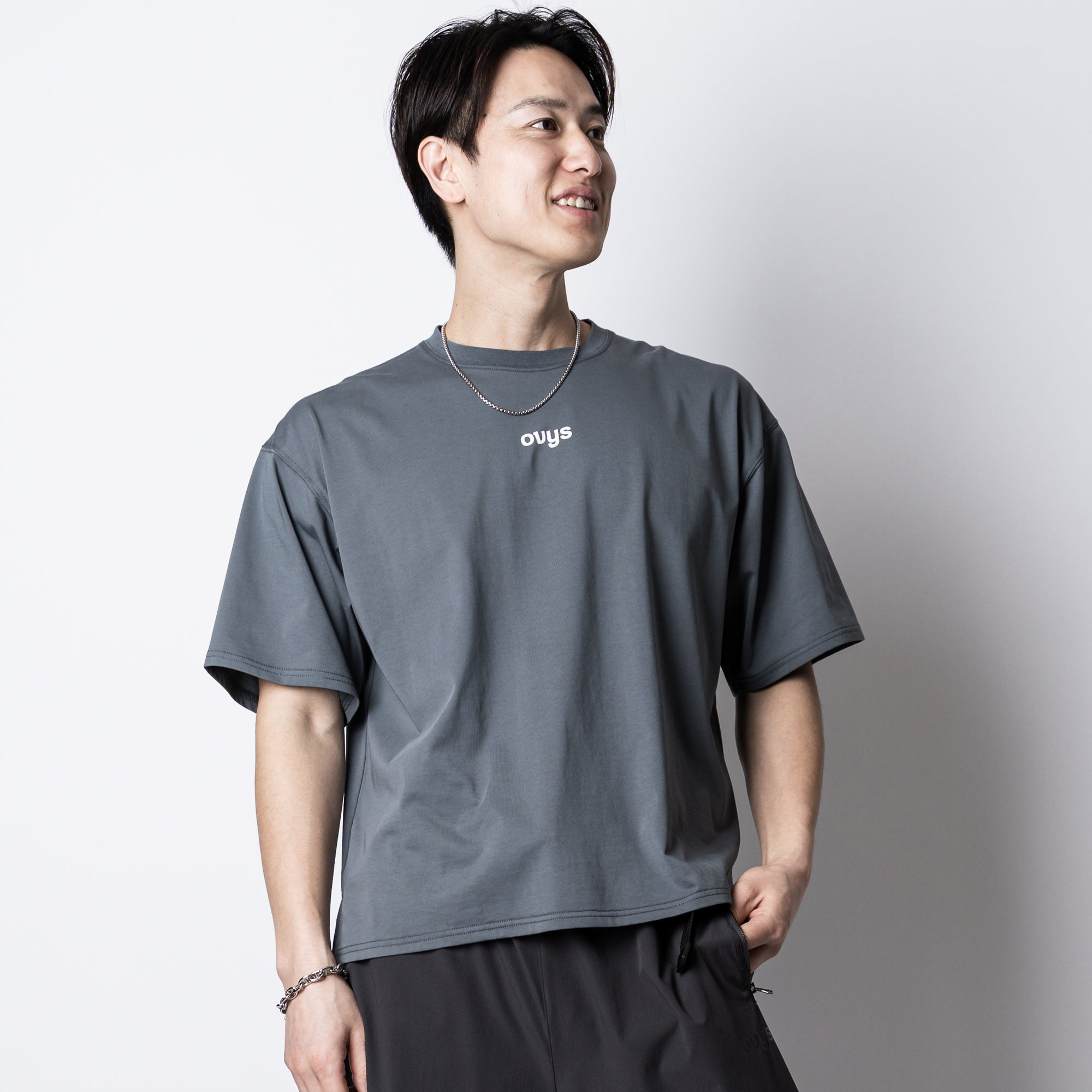 DAYDREAM グレー Tシャツ Mサイズ ovy 6/26(金)発売】SSJ BOXY SS TEE – ovys(オーヴィーズ)