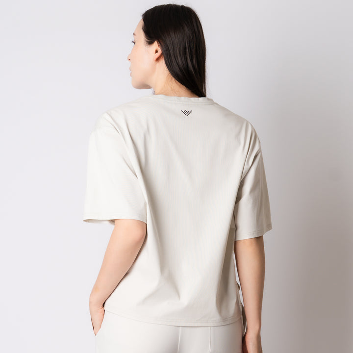 WMNS SSJ MULTI LINE HS TEE
