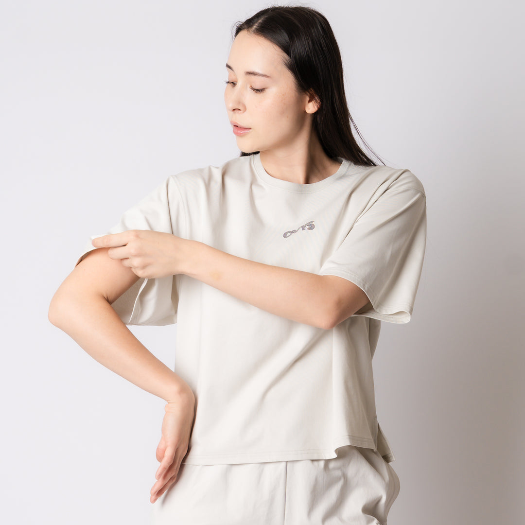 WMNS SSJ MULTI LINE HS TEE