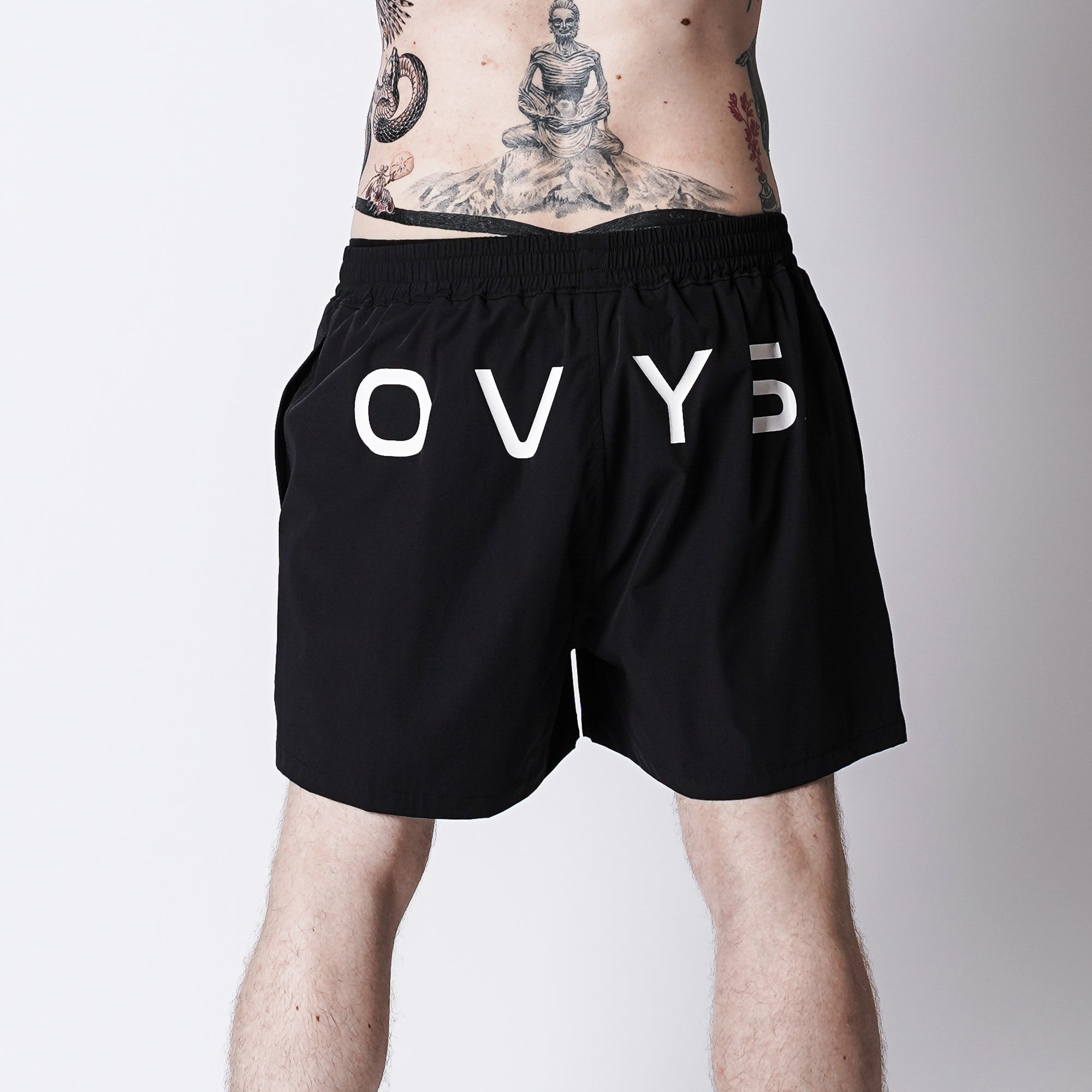 メンズ【ovys公式】ワークアウトナイロントレーニーショートパンツ