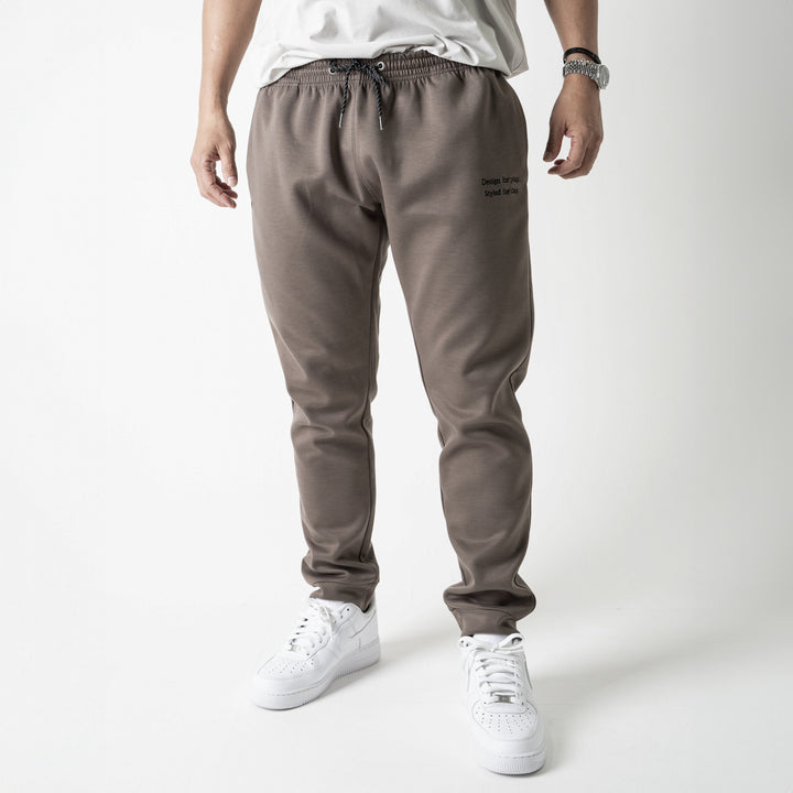 【予約商品】ECB JOGGER PANTS