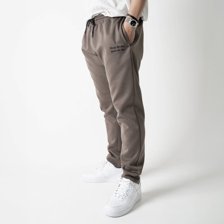 【予約商品】ECB JOGGER PANTS