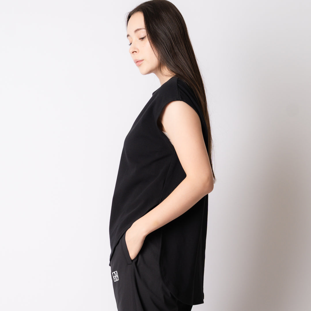 WMNS C-MESH ROUND SLIT TANK TOP