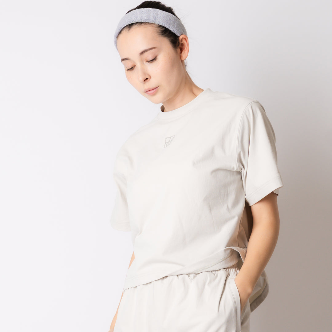 WMNS META DRY ROUND HEM HS TEE