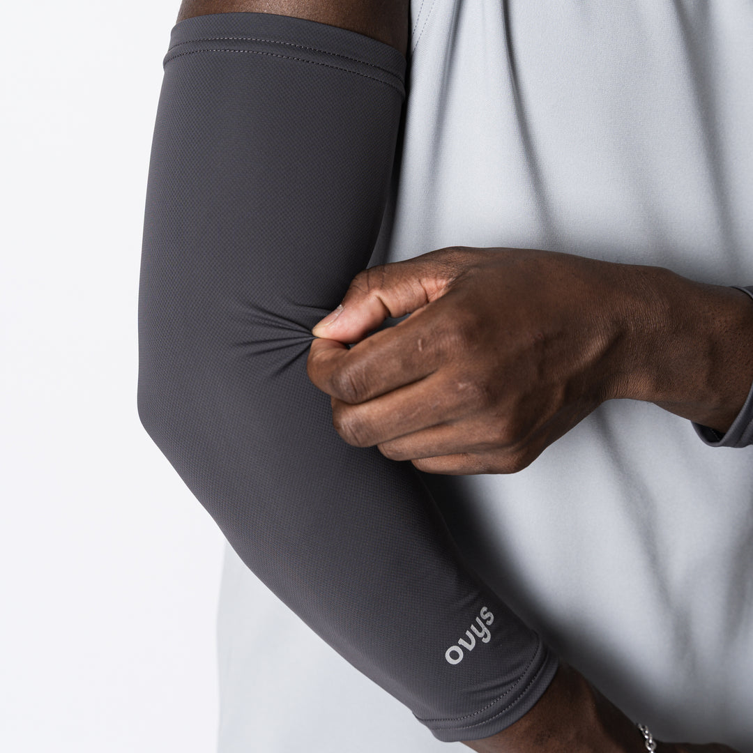 PERFORMANCE ARM SLEEVE
