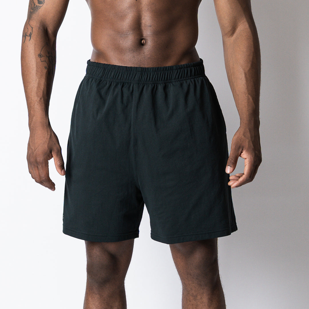 META DRY COMFORT SHORT PANTS