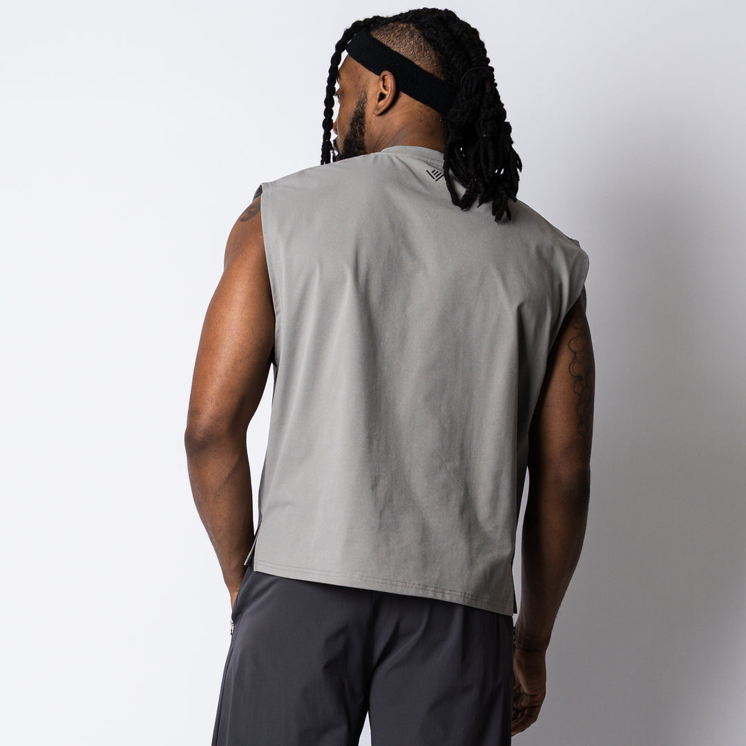 【6/12(金)発売】META DRY BOXY SLEEVELESS SHIRT