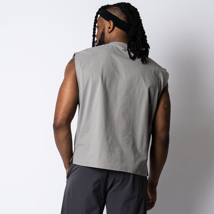 【6/12(金)発売】META DRY BOXY SLEEVELESS SHIRT