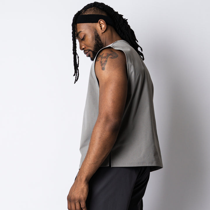 【6/12(金)発売】META DRY BOXY SLEEVELESS SHIRT