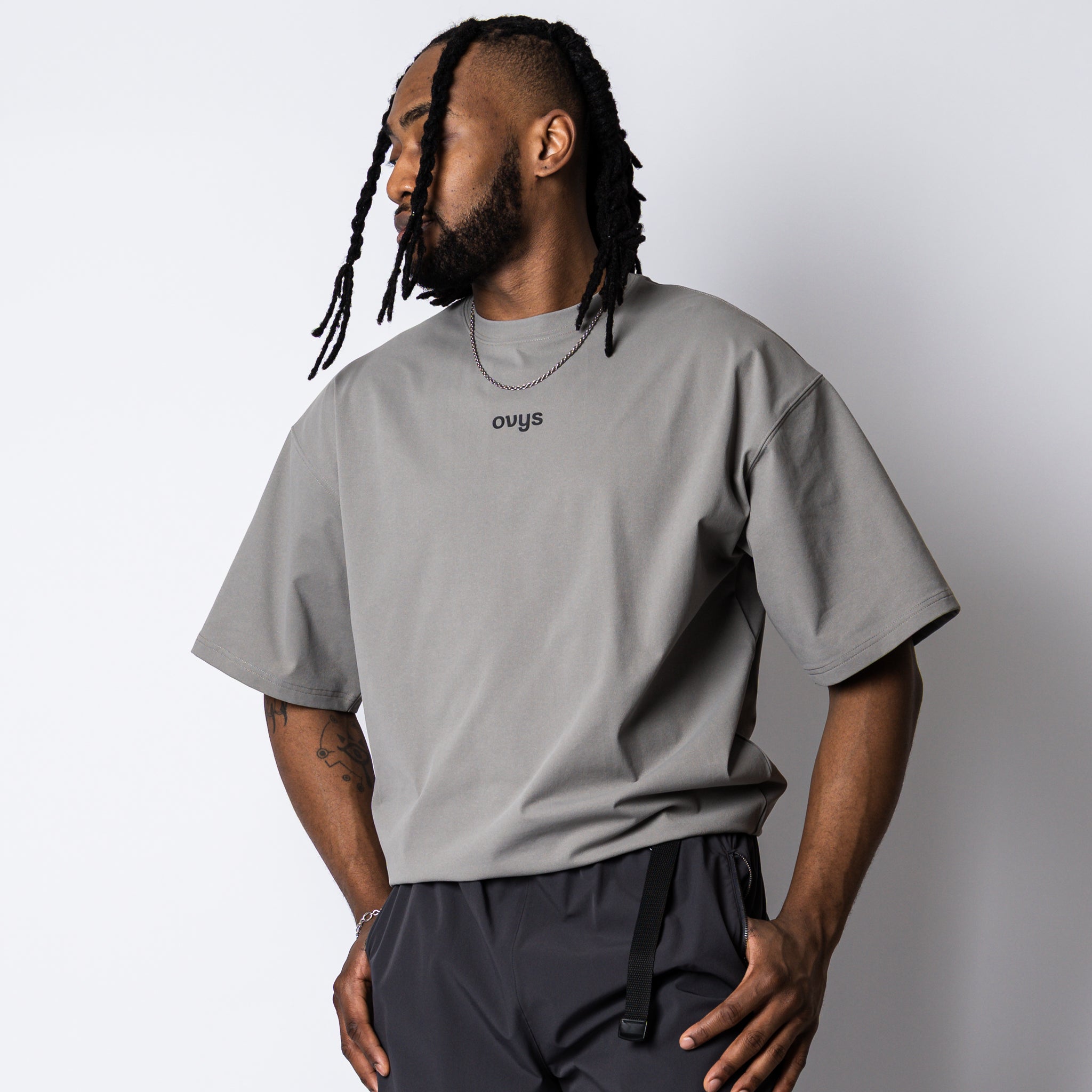 メンズ【ovys公式】メタドライ タックインTシャツ／MINI LOGO META DRY