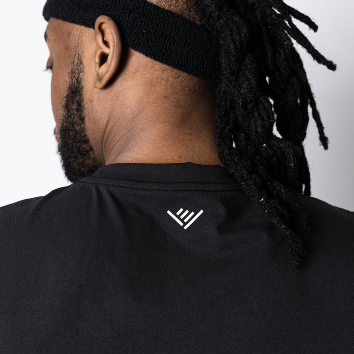 【3/13(金)発売】LINEAR META DRY TIGHT TANK TOP