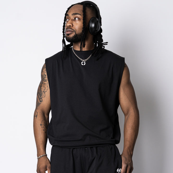 【6/12(金)発売】META DRY TUCK IN SLEEVELESS SHIRT