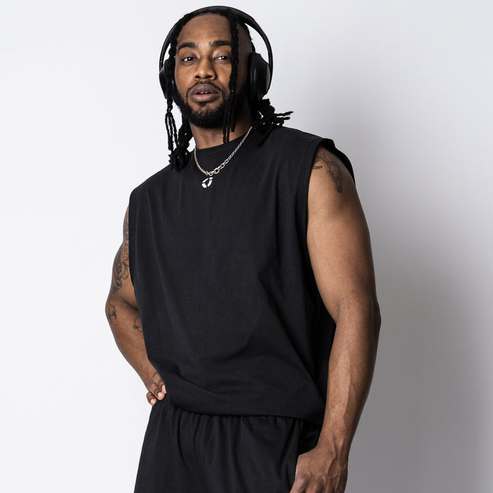 【6/12(金)発売】META DRY TUCK IN SLEEVELESS SHIRT