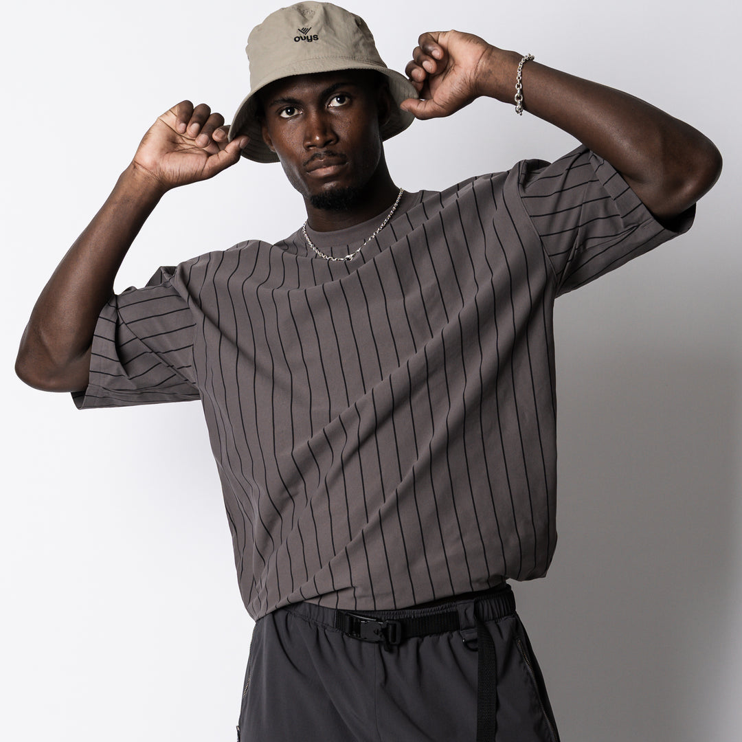 【8/7発売】STRIPE META DRY OVERSIZED TUCK IN SS TEE