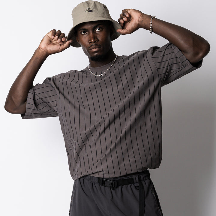 【8/7発売】STRIPE META DRY OVERSIZED TUCK IN SS TEE