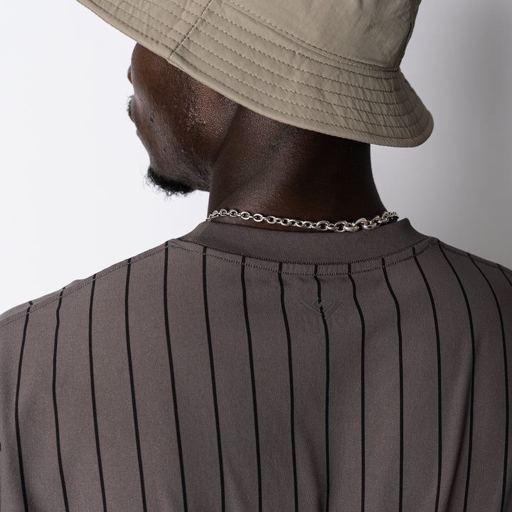 【8/7発売】STRIPE META DRY OVERSIZED TUCK IN SS TEE