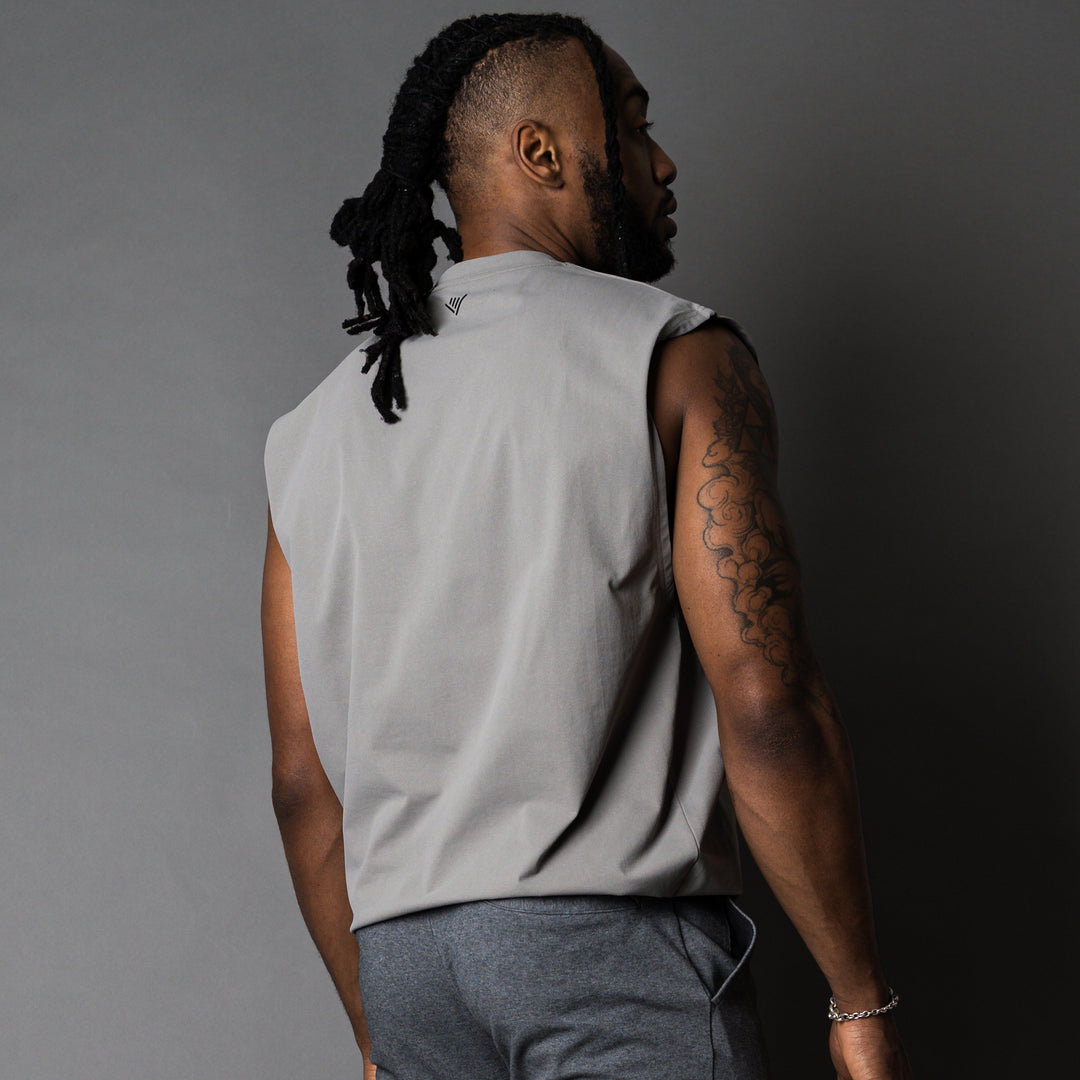 【6/12(金)発売】META DRY TUCK IN SLEEVELESS SHIRT