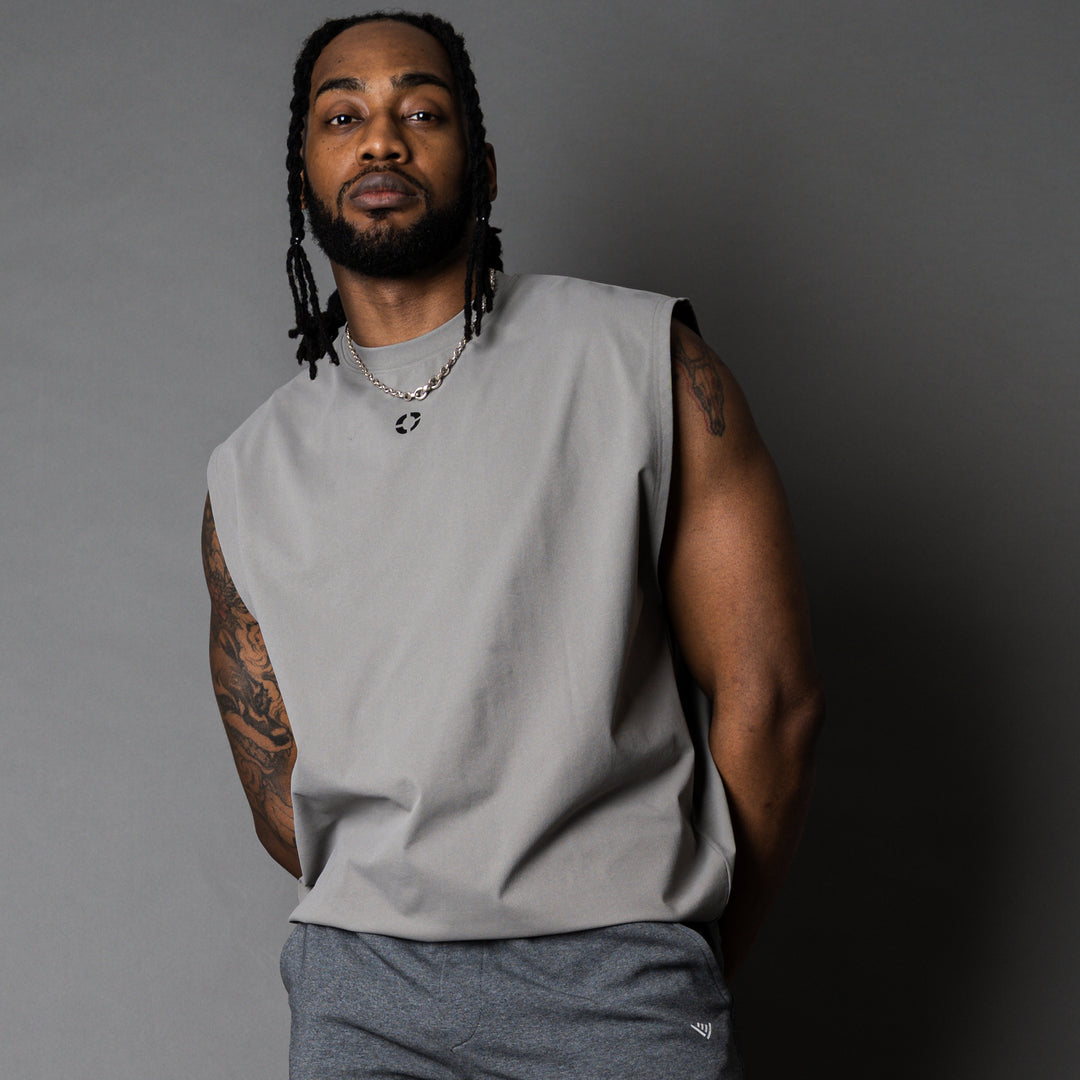 【6/12(金)発売】META DRY TUCK IN SLEEVELESS SHIRT