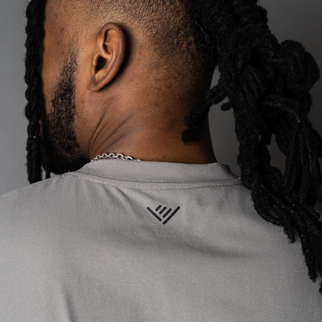【6/12(金)発売】META DRY TUCK IN SLEEVELESS SHIRT