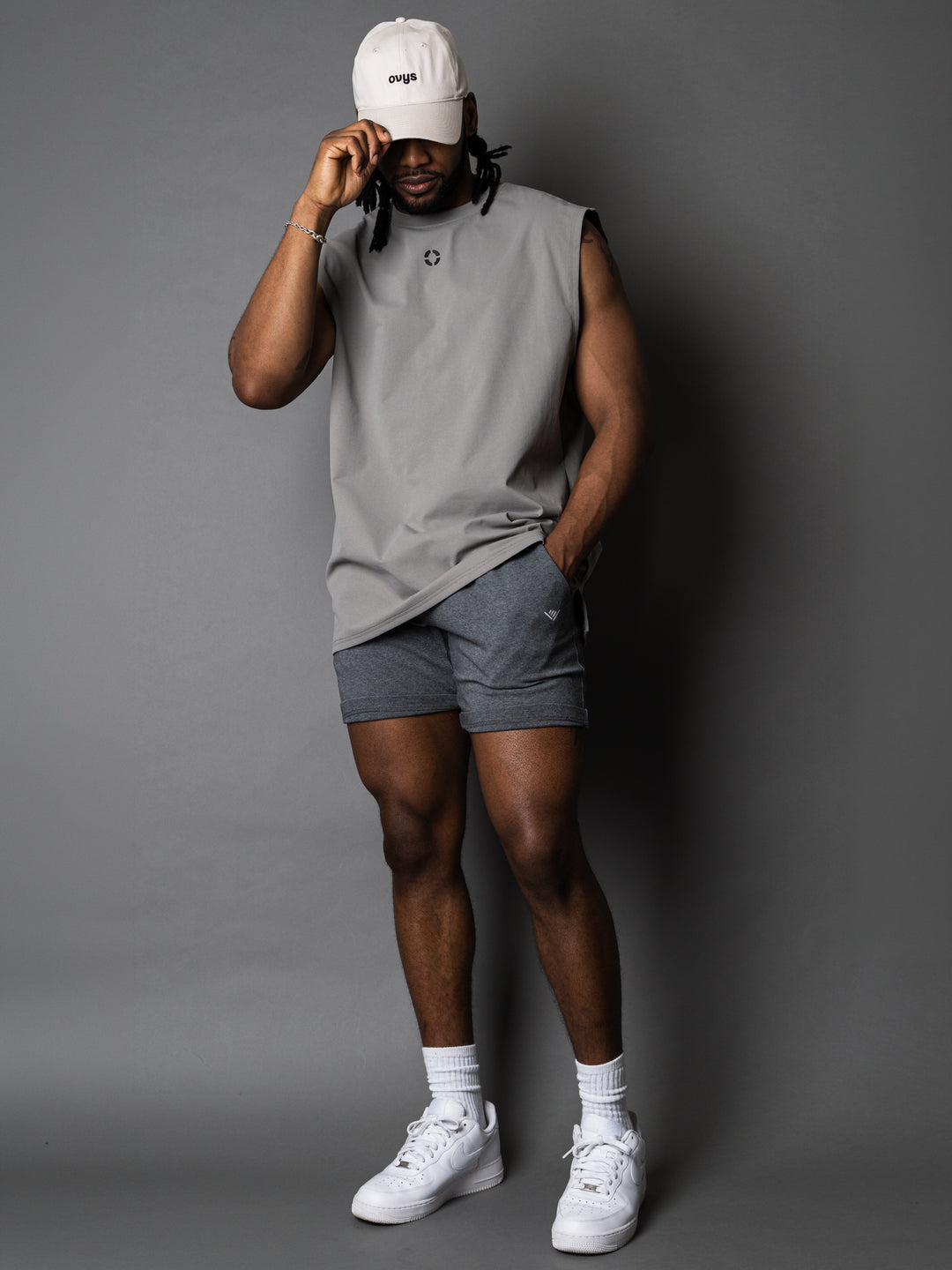 【3/13(金)発売】QUAD LOGO META EASY SLEEVELESS SHIRT